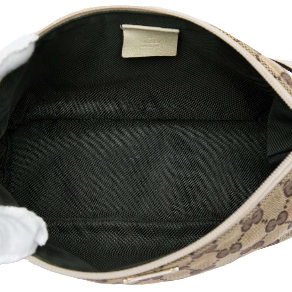 Gucci GG Canvas Boat Beige Very good - Model View