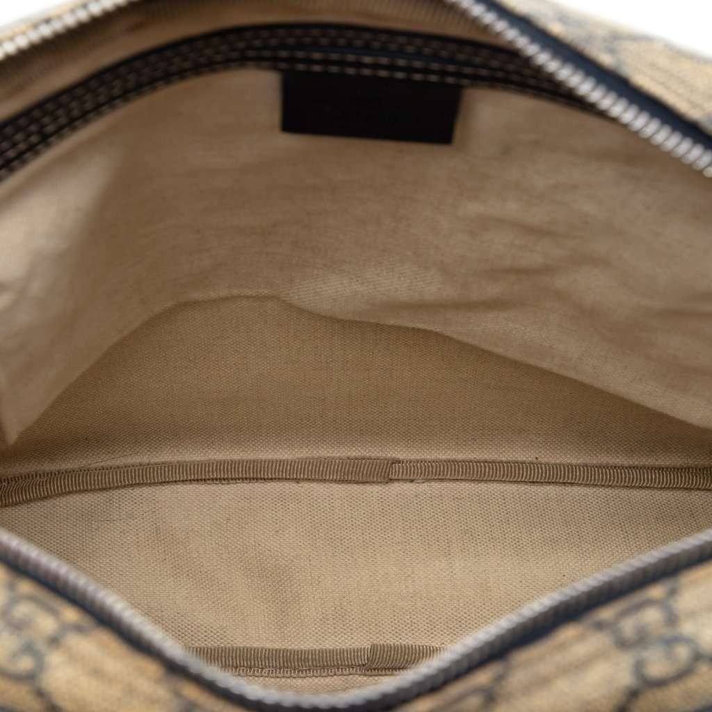 Gucci GG Supreme Crossbody Beige Very good condition - Model View