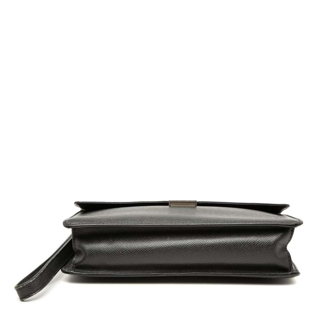 Louis Vuitton Taiga Selenga Black Leather Very good - Inside View