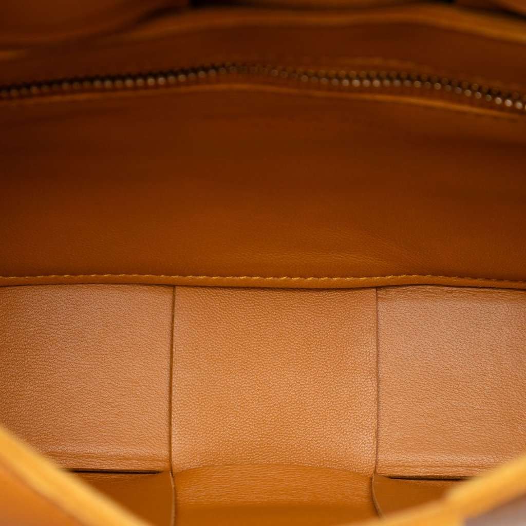 Bottega Veneta Nappa Intrecciato Cassette Crossbody Brown Leather Very good condition - Model View