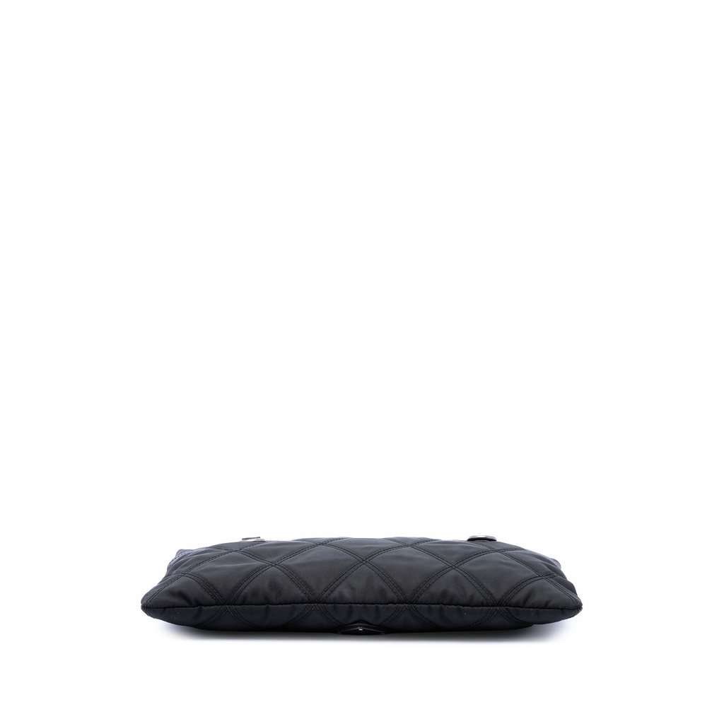 Prada Saffiano Trimmed Tessuto Impunturato Clutch Black Very good - Inside View