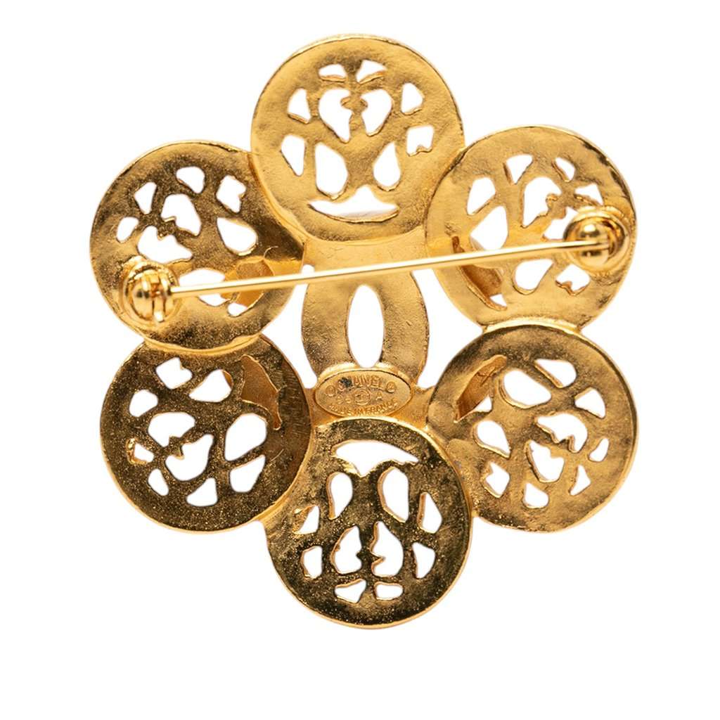 Chanel CC Gold Plated Flower Brooch Gold Metal Very good condition - Back View