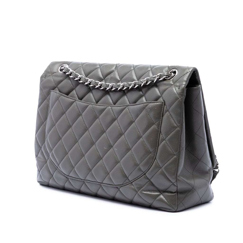 Chanel Maxi Classic Caviar Single Flap Green Leather Very good - Back View