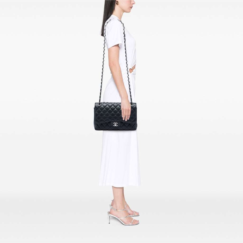 Chanel Jumbo Classic Caviar Double Flap Black Leather Very good - Box View