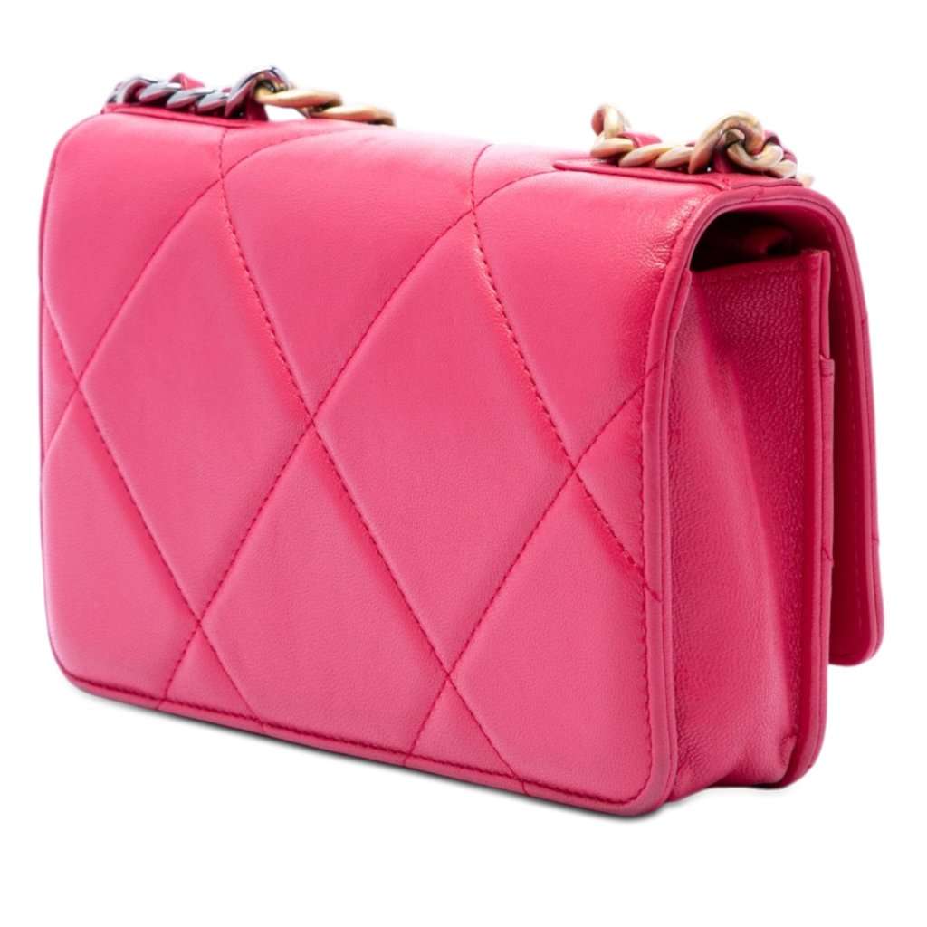 Chanel Quilted Lambskin 19 Wallet on Chain Pink Leather Very good condition - Back View