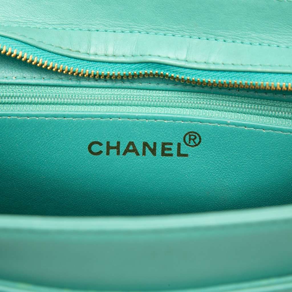 Chanel Lambskin Logo Tote Blue Leather Very good condition - Box View