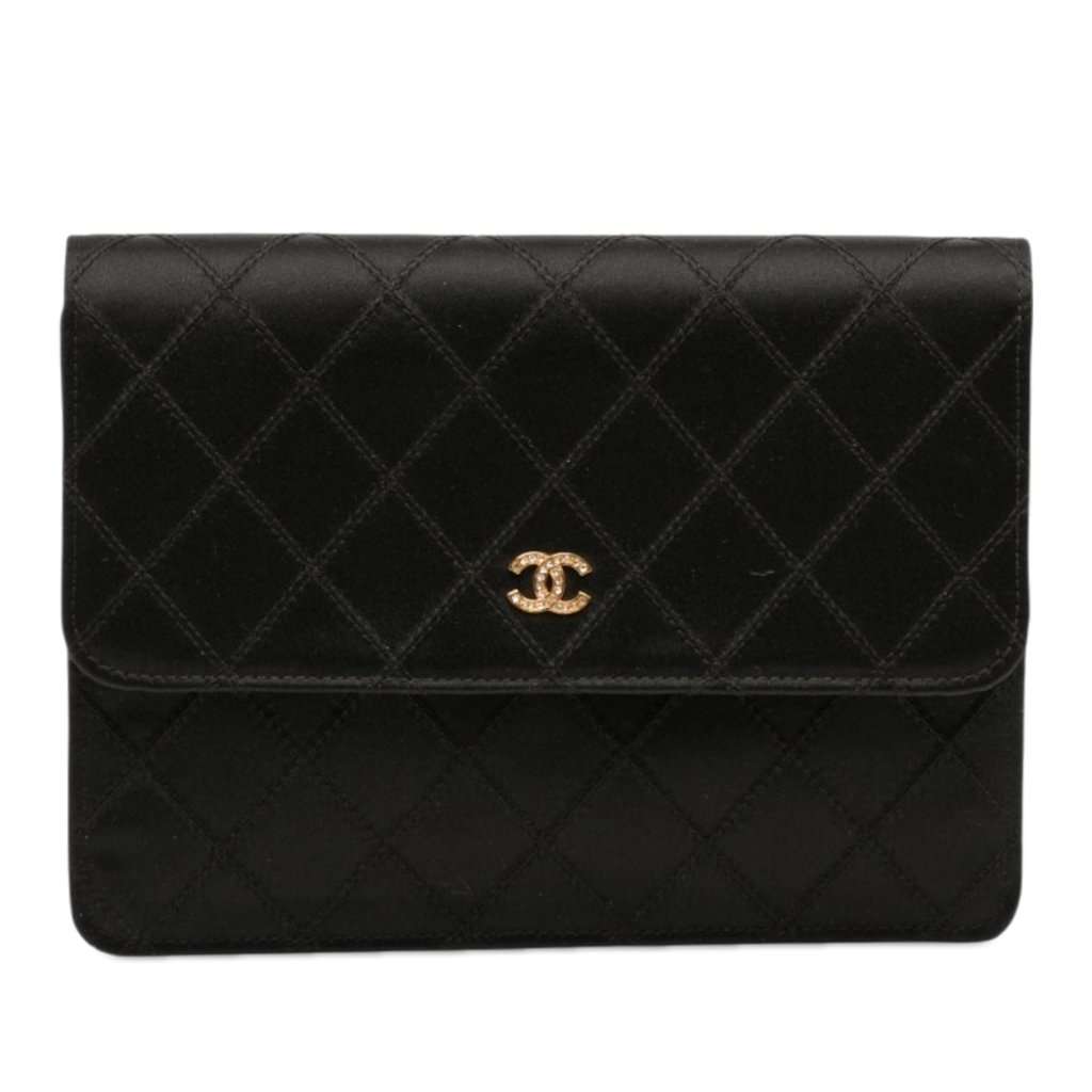 Chanel CC Satin Diamond Stitch Clutch Black Very good condition - Front View