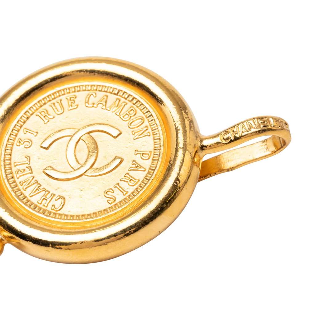 Chanel Gold Plated CC Medallion Triple Chain Belt Gold Metal Very good - Inside View