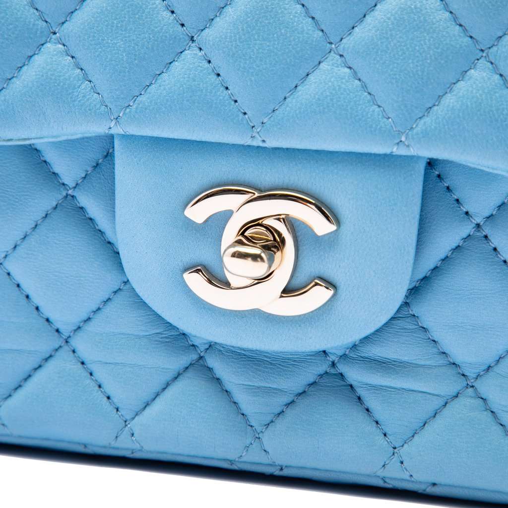 Chanel Medium Classic Lambskin Valentines Heart Charms Single Flap Blue Leather Very good condition - Box View