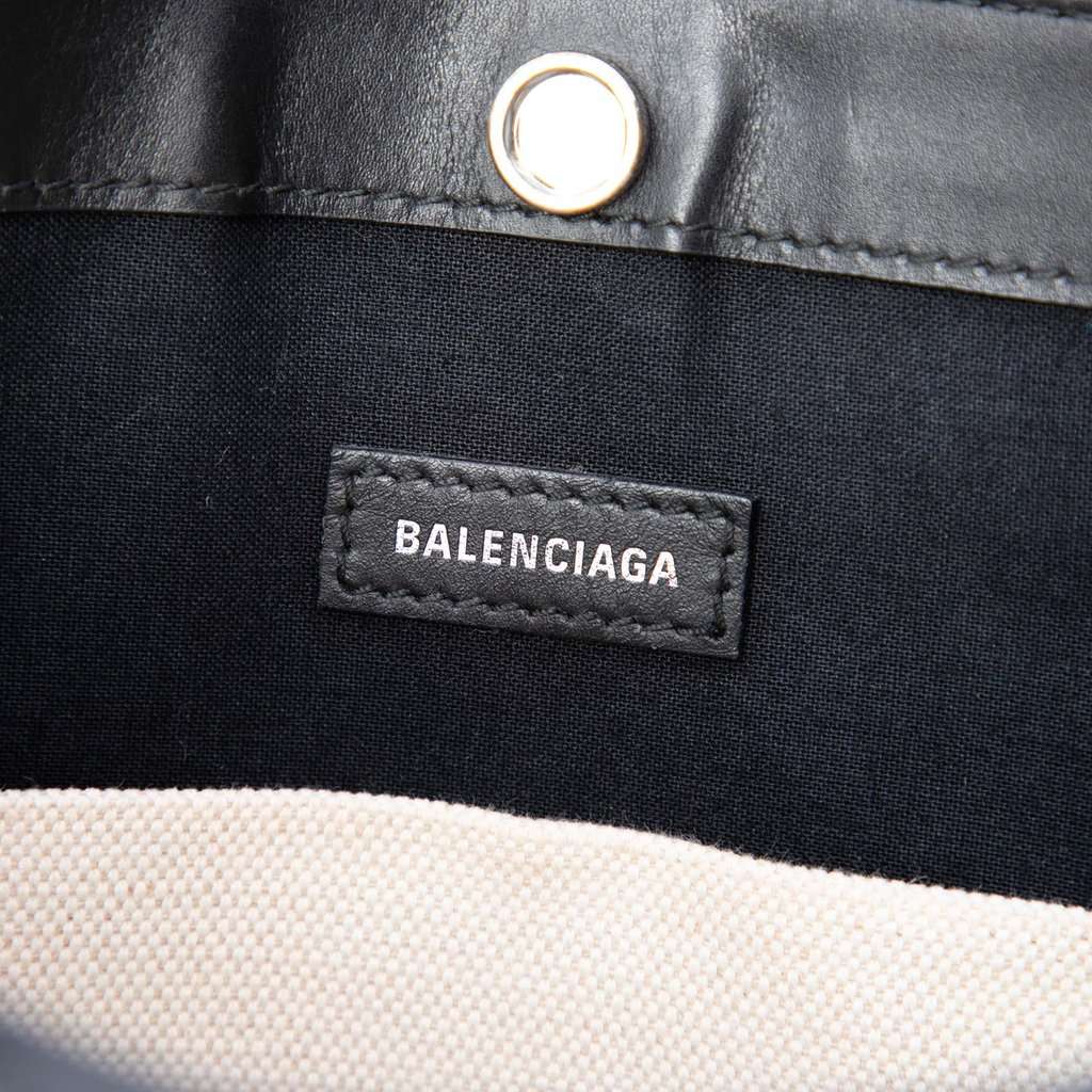 Balenciaga Canvas Navy Pochette M Crossbody White Very good - Box View