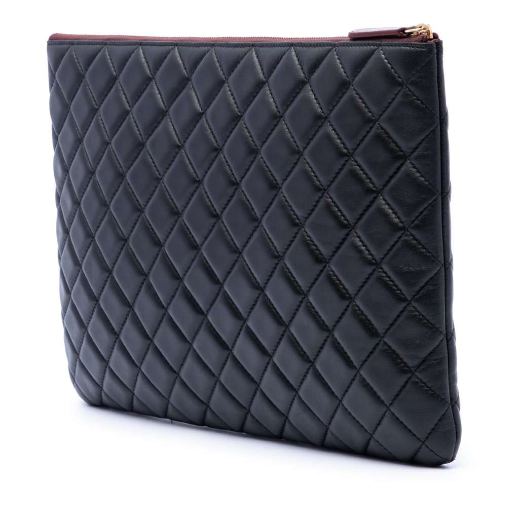 Chanel Large Quilted Lambskin O Case Clutch Black Leather Very good condition - Back View