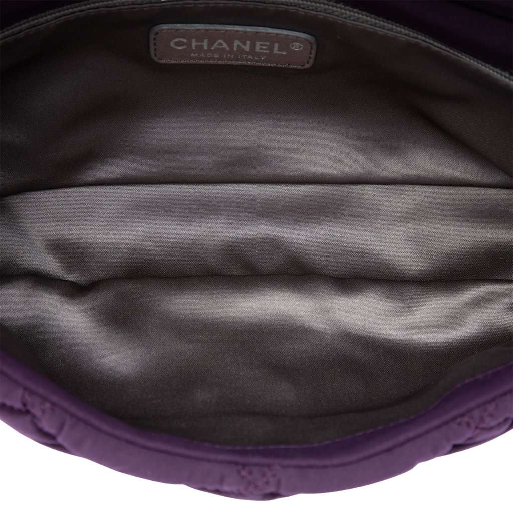 Chanel Small Quilted Nylon Bubble Flap Purple Very good - Model View