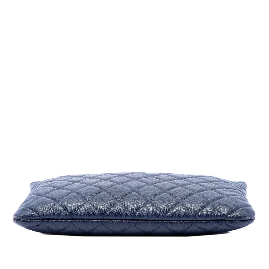 Chanel Medium Quilted Caviar O Case Clutch Blue Leather Very good - Inside View