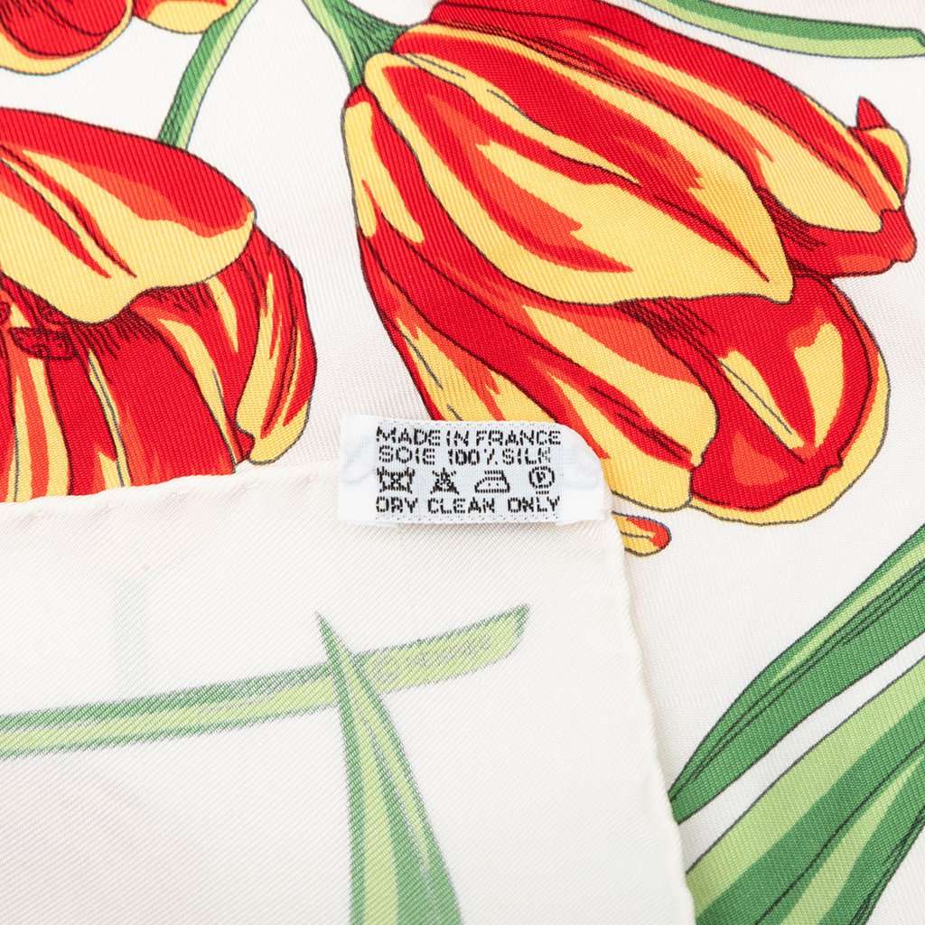Hermès Tulipomanie Silk Pocket Scarf 45 White Very good condition - Inside View