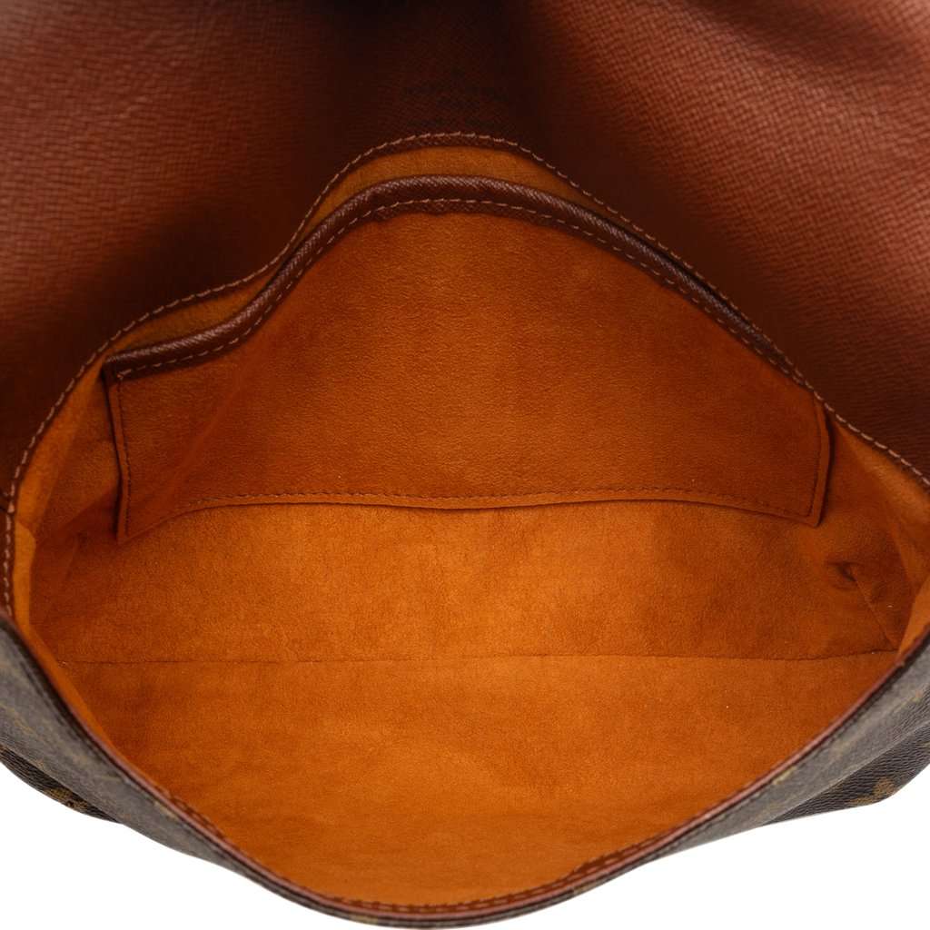 Louis Vuitton Monogram Musette Tango Short Strap Brown Very good condition - Model View