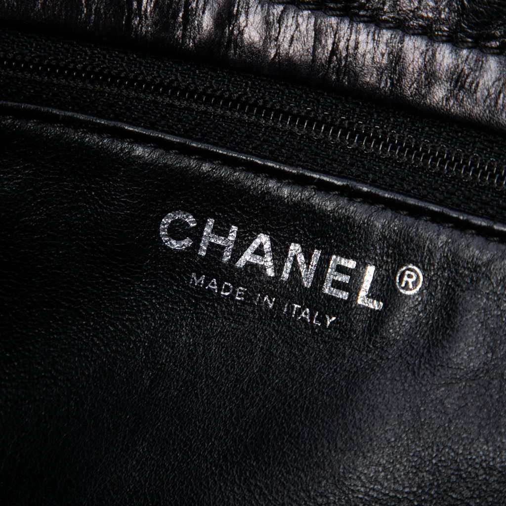 Chanel Quilted Aged Calfskin Reissue 2.55 Double Flap 226 Black Leather Very good condition - Box View