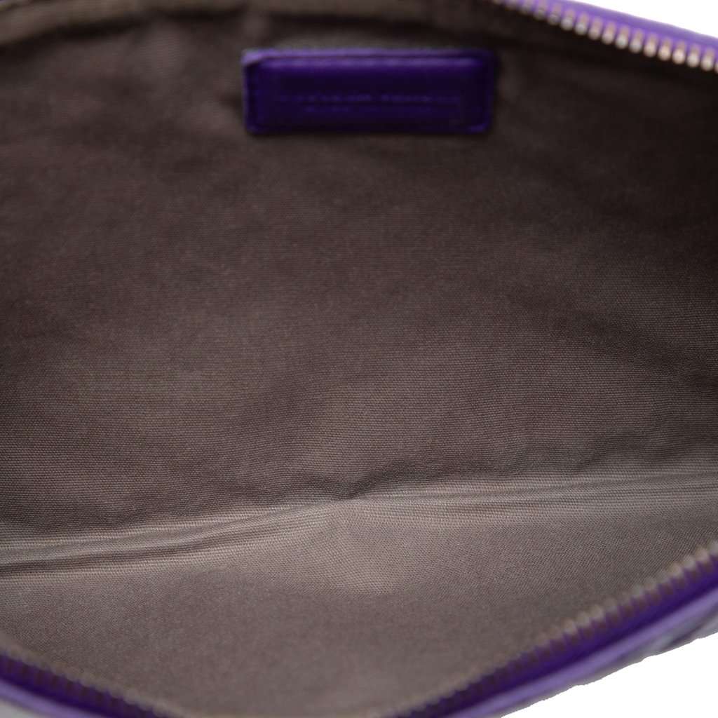 Bottega Veneta Nappa Intrecciato Clutch Purple Leather Very good condition - Model View