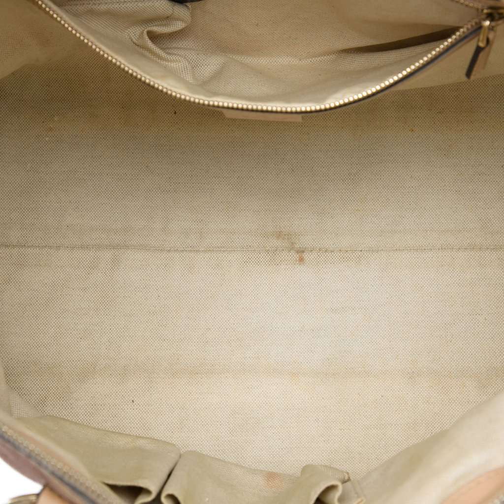 Gucci GG Metallic Canvas Lovely Tote Pink Very good - Model View