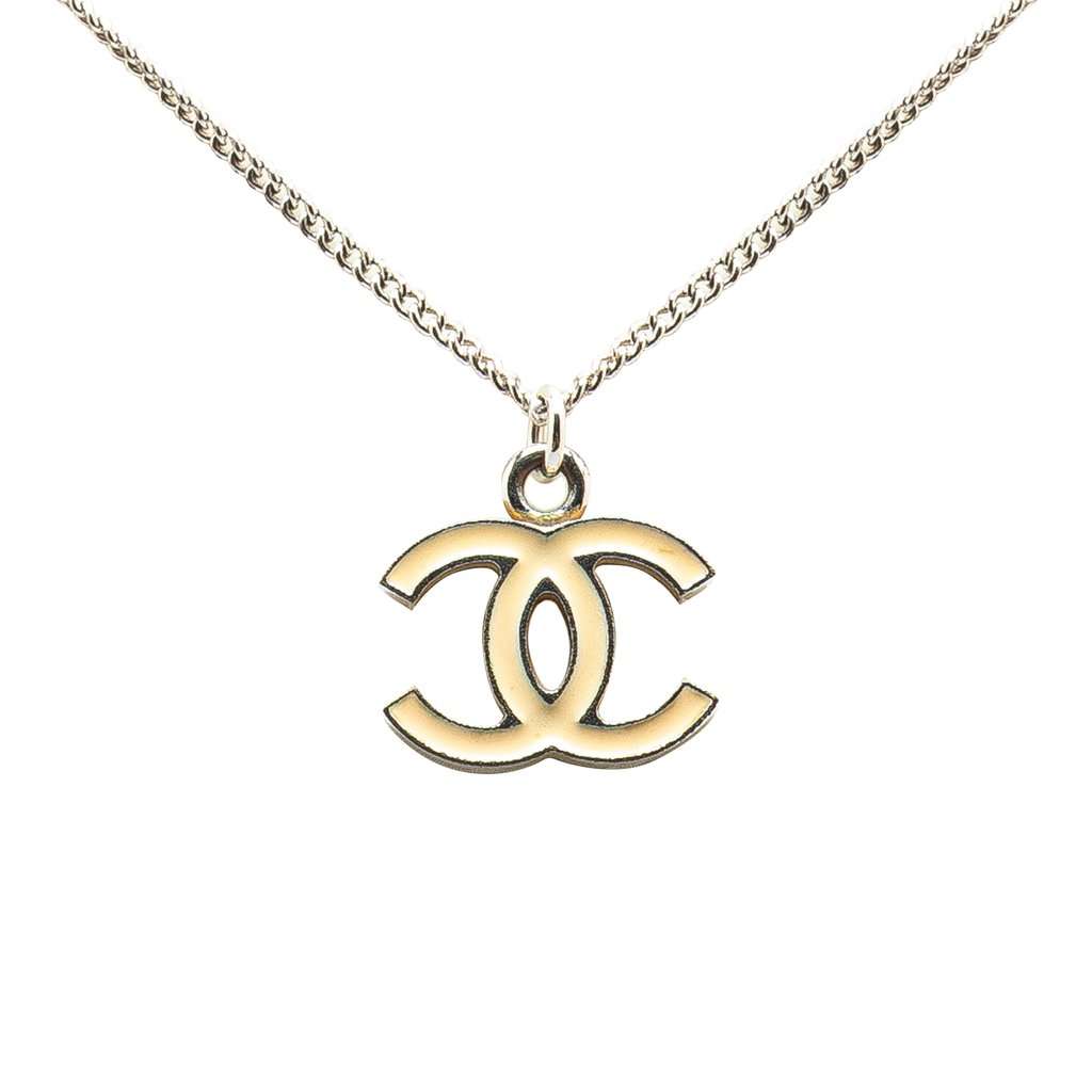 Chanel Silver CC Enamel Pendant Necklace Silver Metal Very good condition - Front View