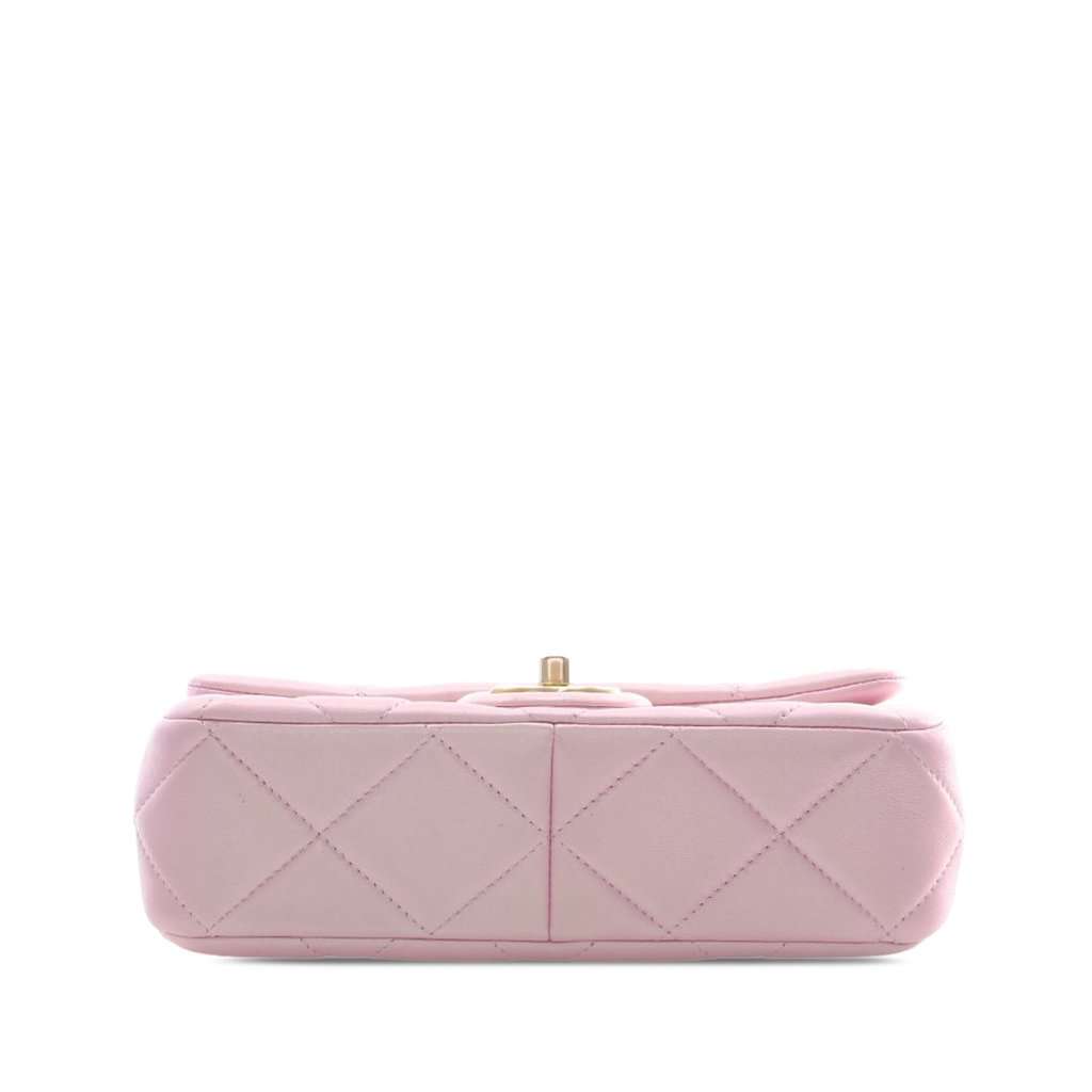 Chanel Mini Quilted  Iridescent Lambskin Pearly Flap Pink Leather Very good condition - Inside View