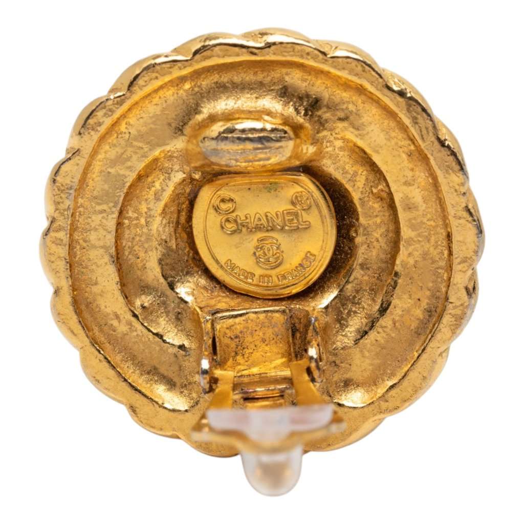 Chanel CC Gold Plated Round Clip On Earrings Gold Metal Very good - Inside View