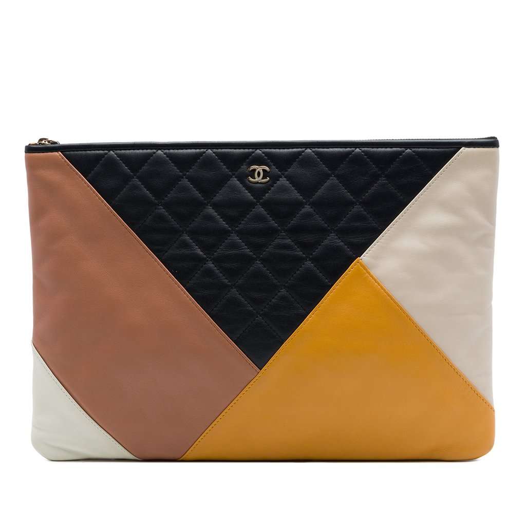 Chanel Large Quilted Lambskin Colorblock O Case Black Leather Very good condition - Front View