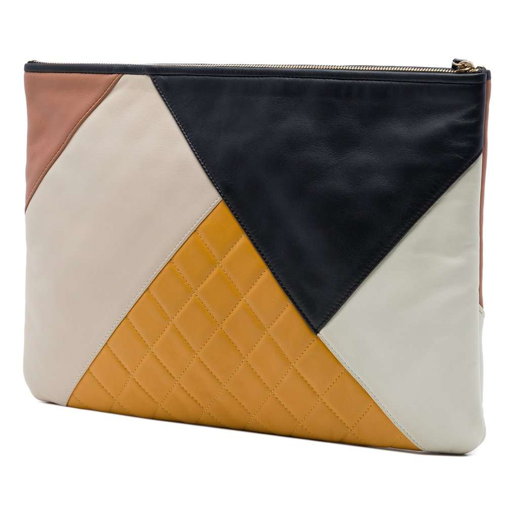 Chanel Large Quilted Lambskin Colorblock O Case Black Leather Very good condition - Back View