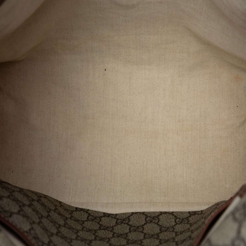 Gucci GG Supreme Web Messenger Bag Beige Very good condition - Model View