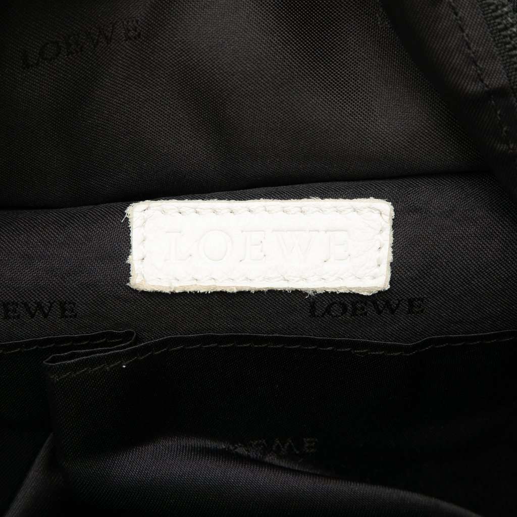 LOEWE Nappa Aire White Leather Very good condition - Box View