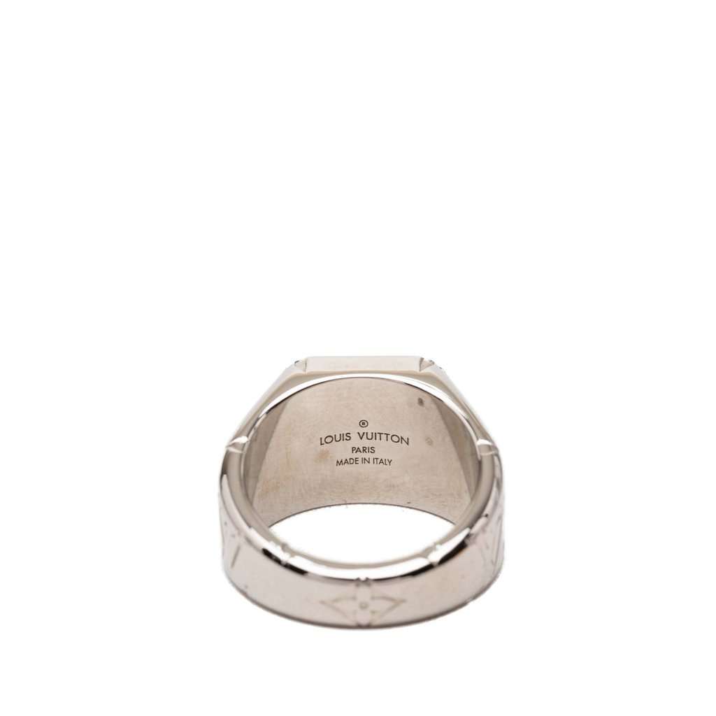 Louis Vuitton Brass Monogram Signet Ring M Silver Metal Very good condition - Model View