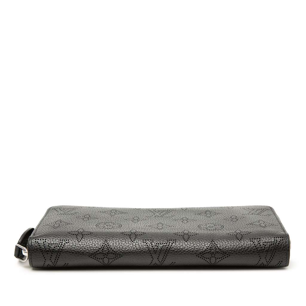 Louis Vuitton Monogram Mahina Zippy Wallet Black Leather Very good - Inside View