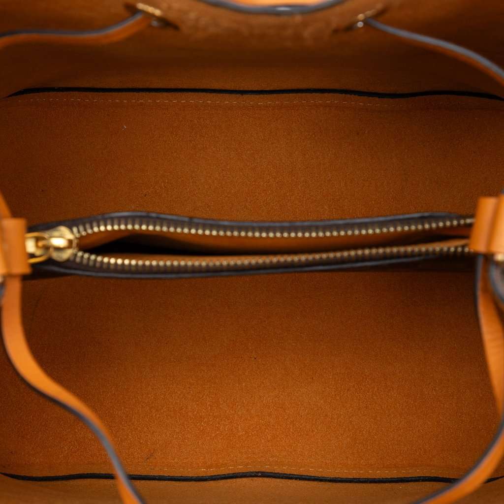 Louis Vuitton Damier Ebene Neonoe MM Brown Very good - Model View