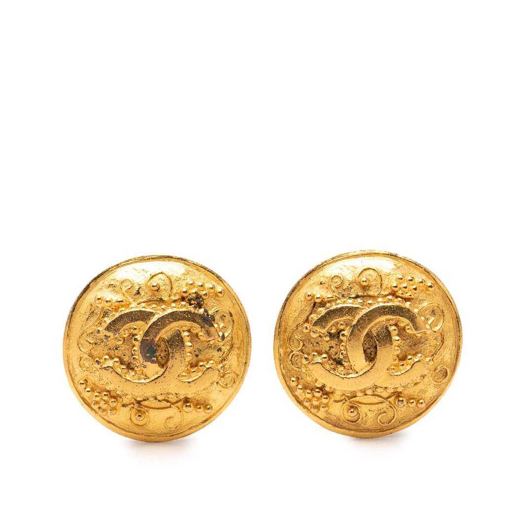 Chanel CC Gold Plated Grapevine Round Clip On Earrings Gold Metal Very good condition - Front View