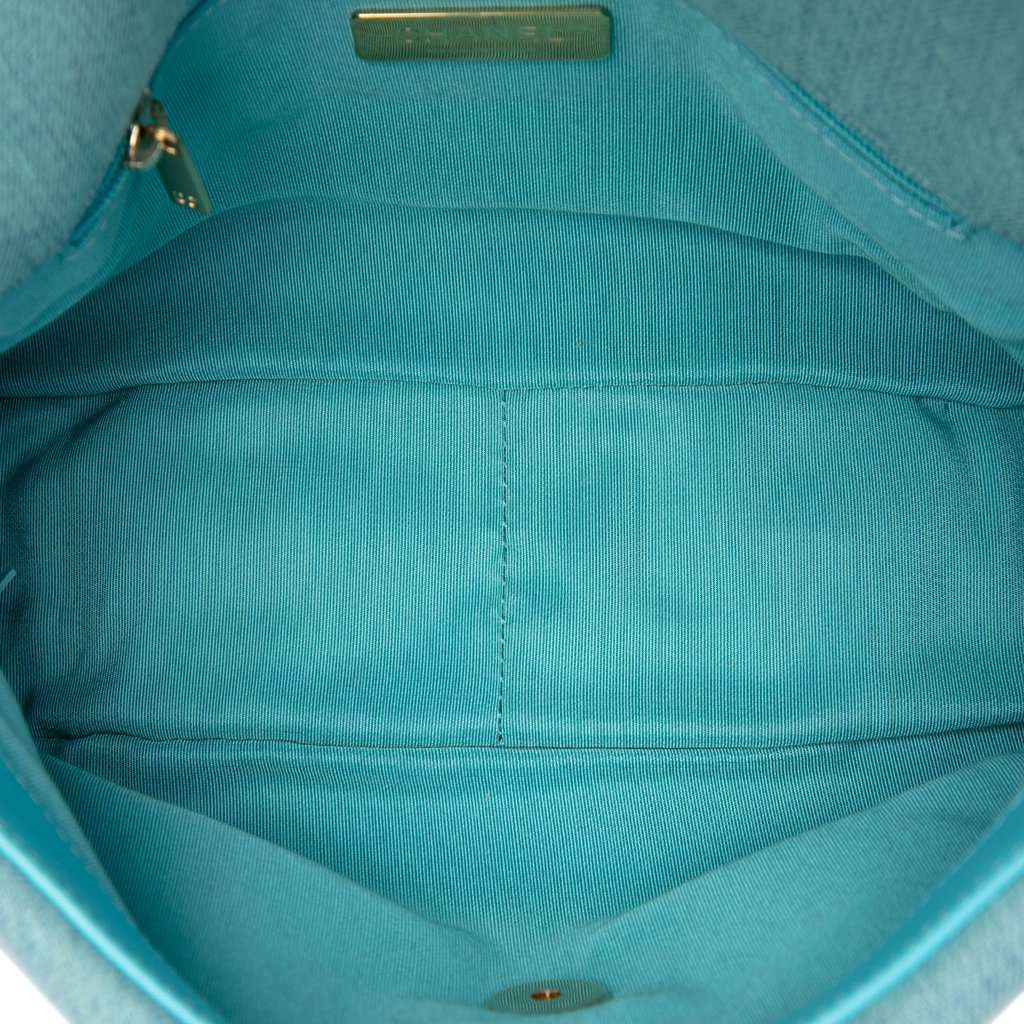Chanel Medium Denim 19 Flap Blue Very good - Model View