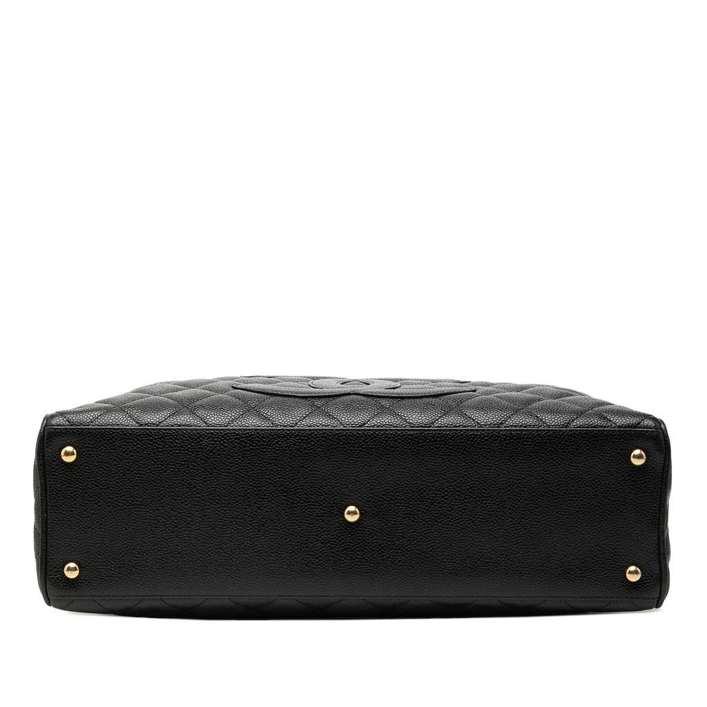 Chanel Large CC Quilted Caviar Bowler Bag Black Leather Very good condition - Inside View