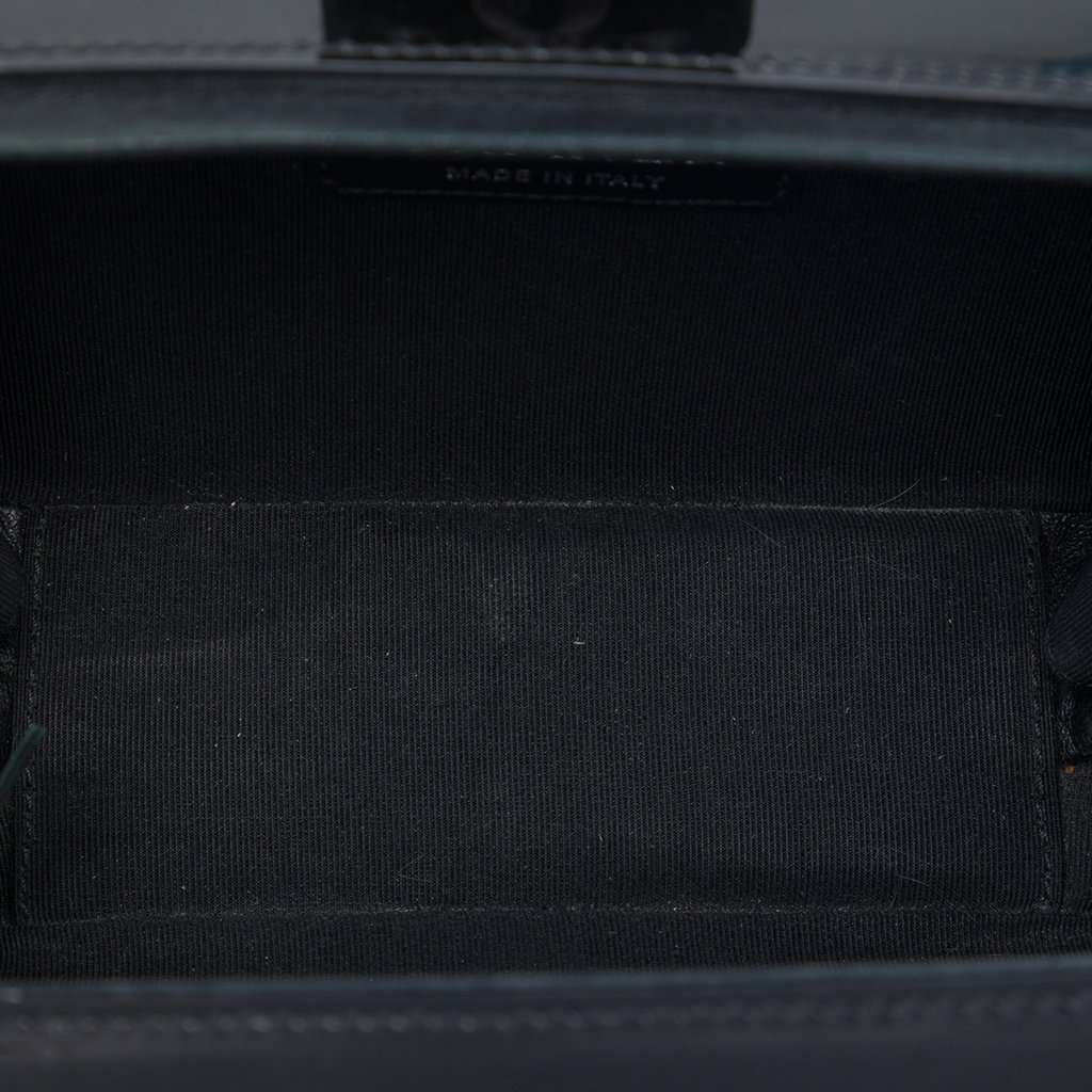 Chanel Glitter Patent Evening On The Moon Camera Case Silver Leather Very good condition - Model View