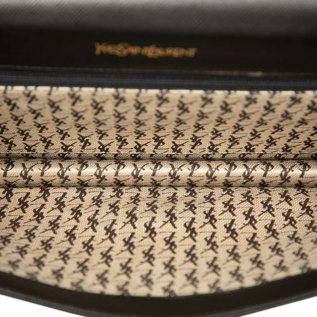 Saint Laurent Leather Clutch Black Leather Very good - Model View