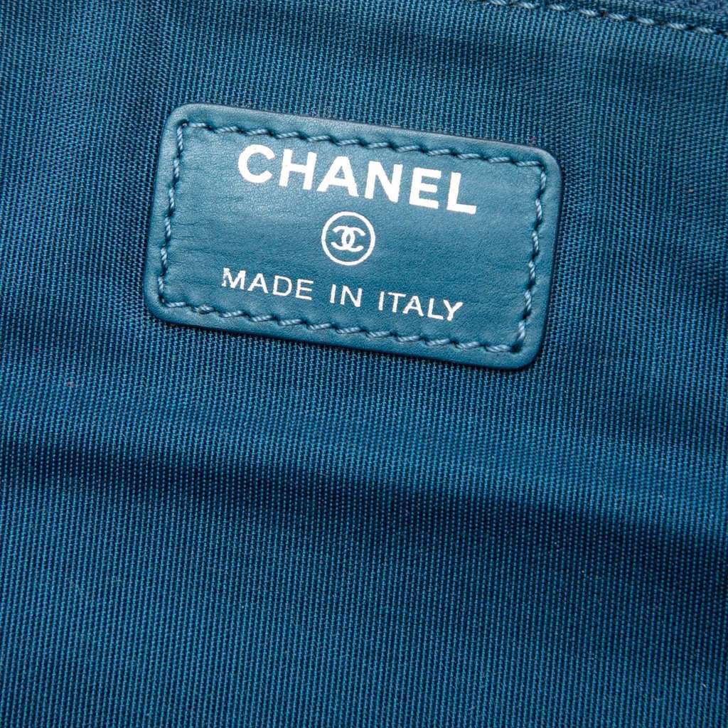 Chanel CC Quilted Lambskin Multi Zip Clutch Blue Leather Very good condition - Box View
