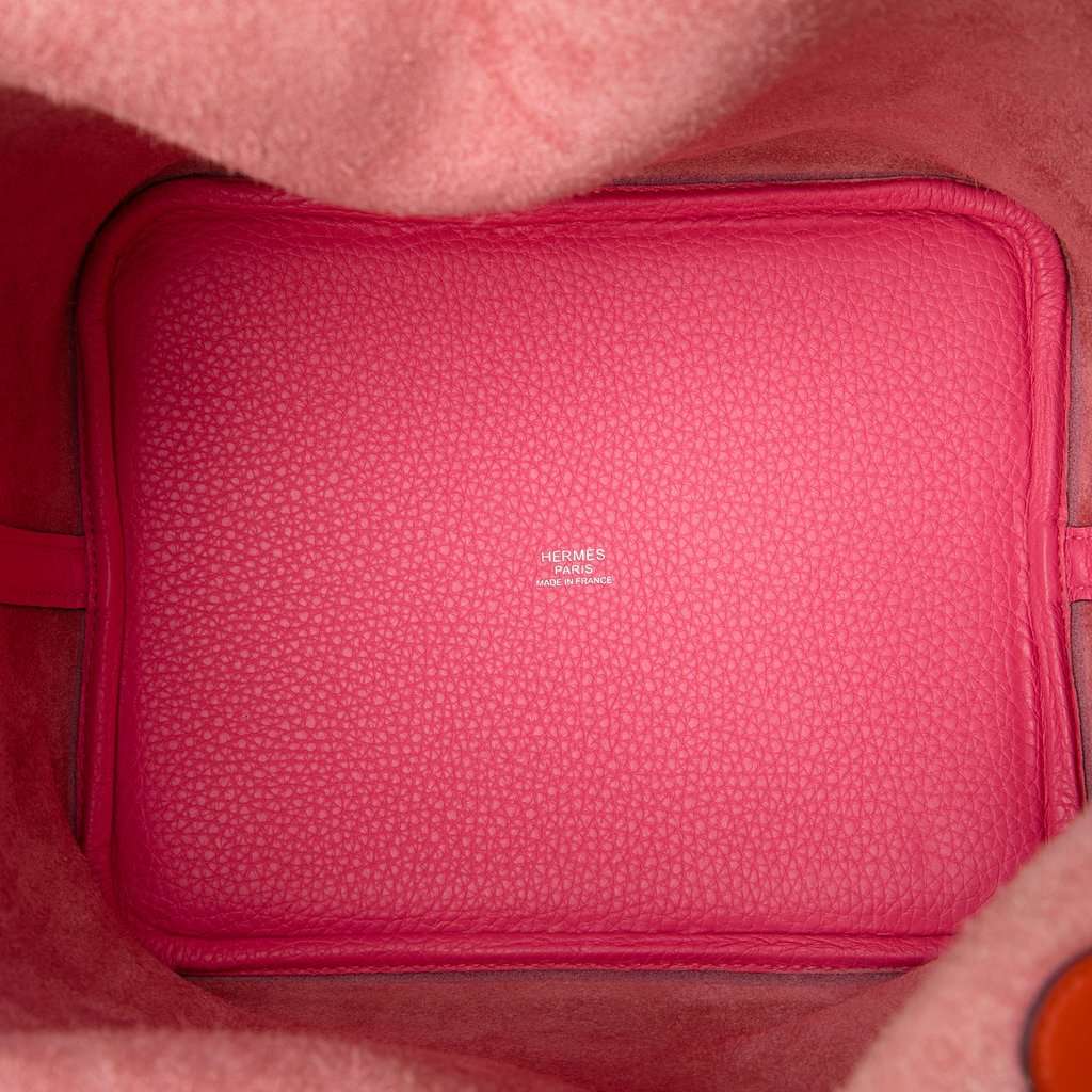 Hermès Clemence Picotin Lock 22 Pink Leather Very good - Model View