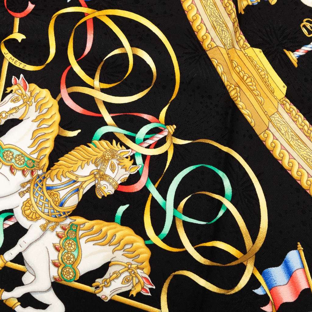 Hermès Luna Park Silk Scarf 90 Black Never worn - Inside View