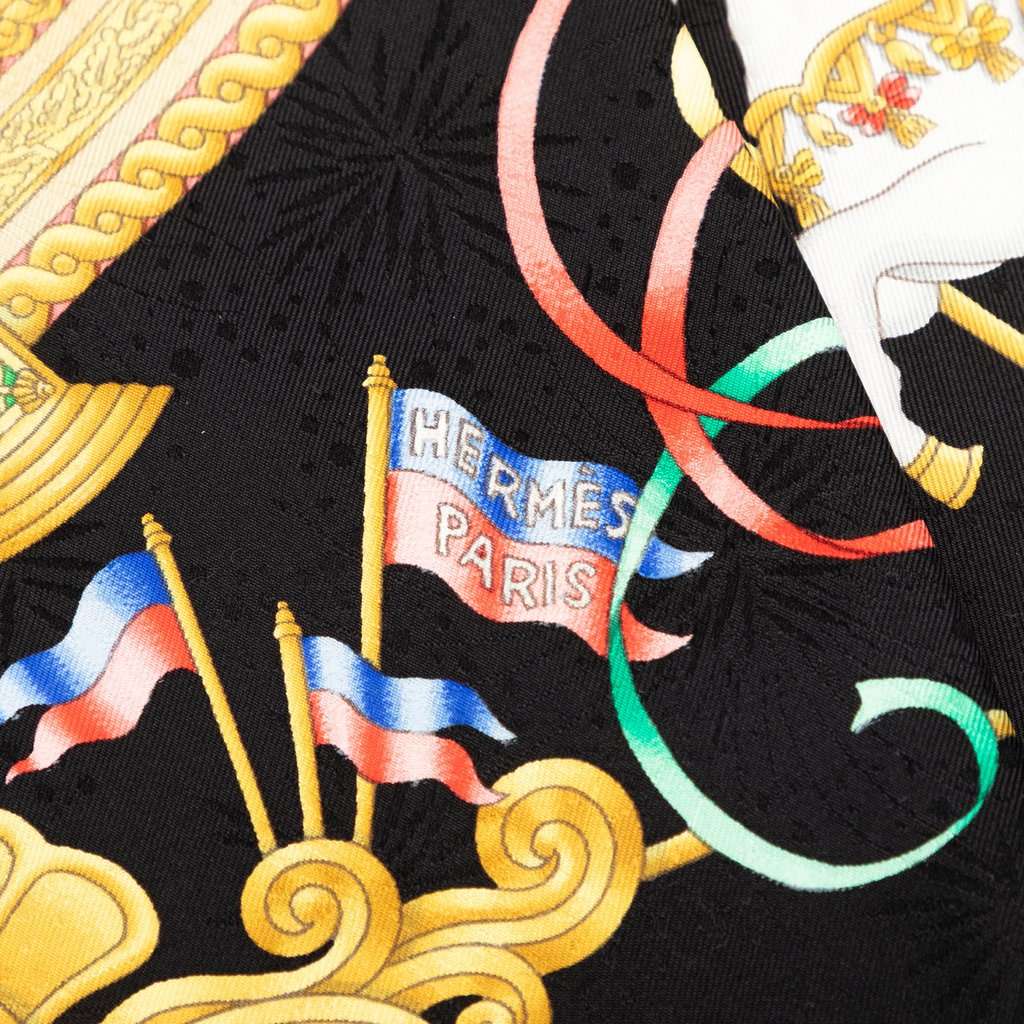 Hermès Luna Park Silk Scarf 90 Black Never worn - Model View