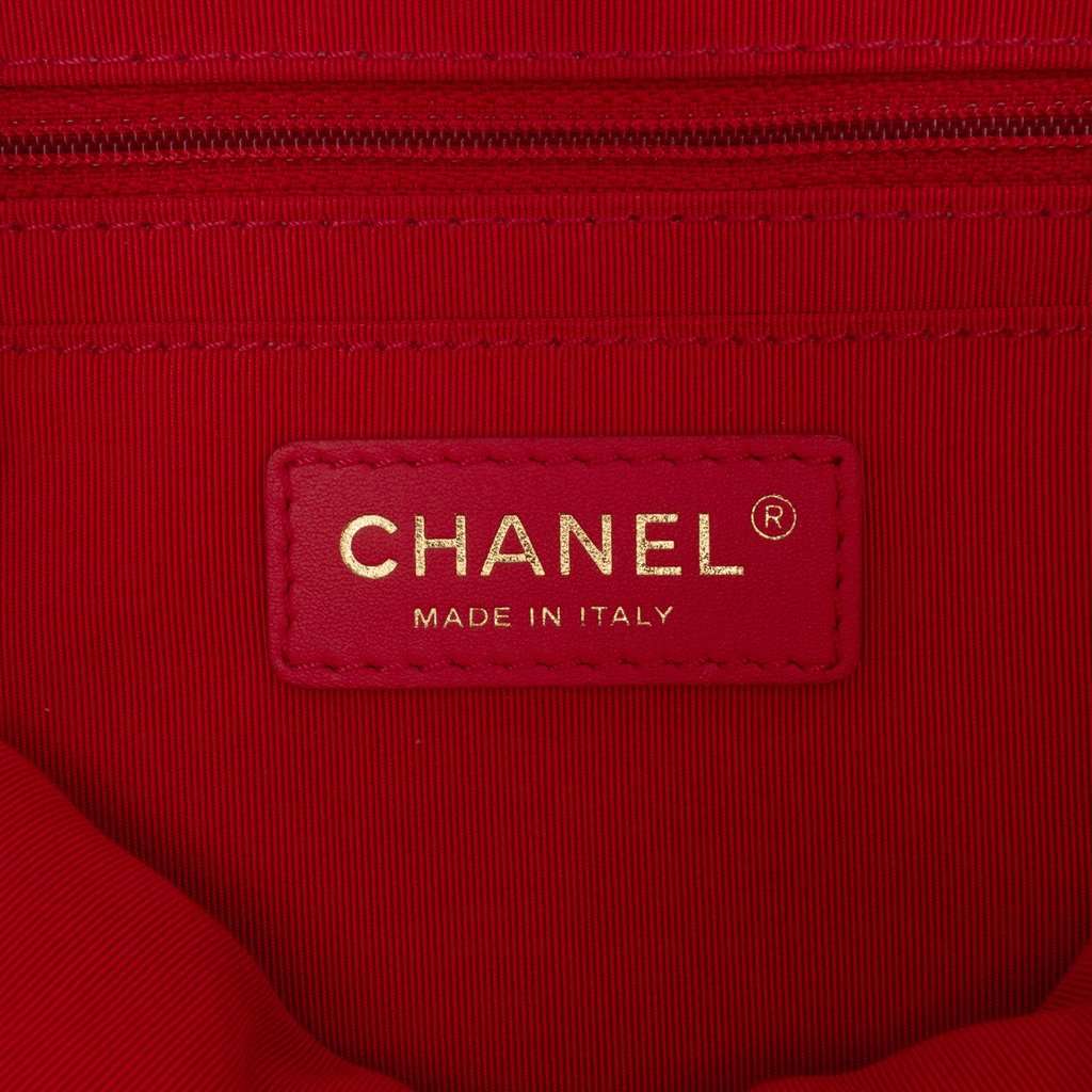 Chanel Small Chevron Calfskin Urban Spirit Backpack Red Leather Very good condition - Box View