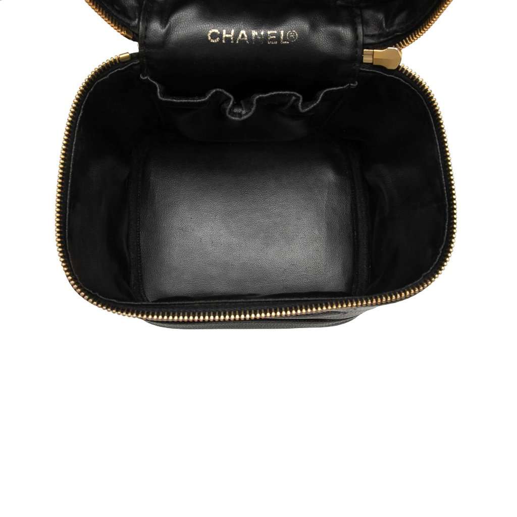 Chanel CC Caviar Vanity Case Black Leather Very good - Model View