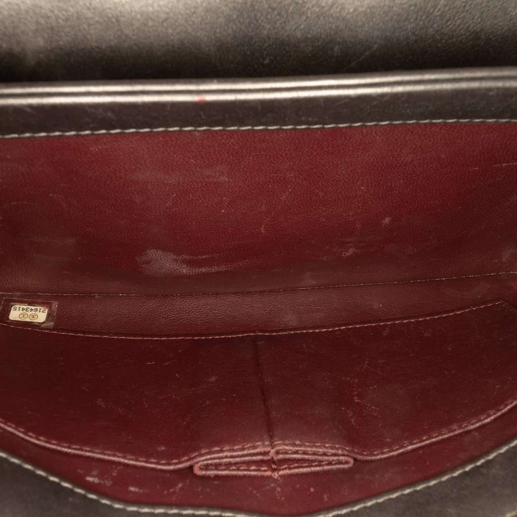 Chanel Medium Lambskin Trendy CC Flap Brown Leather Very good condition - Model View