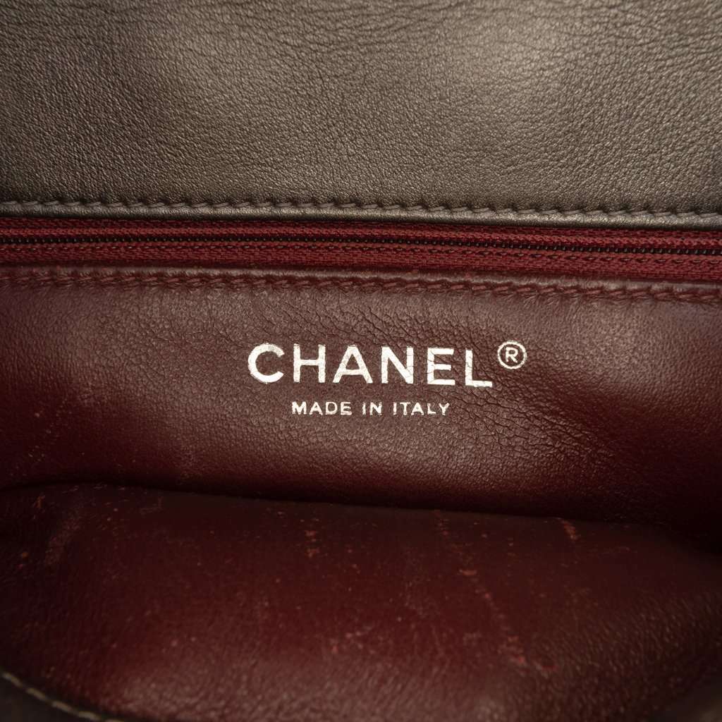 Chanel Medium Lambskin Trendy CC Flap Brown Leather Very good condition - Box View