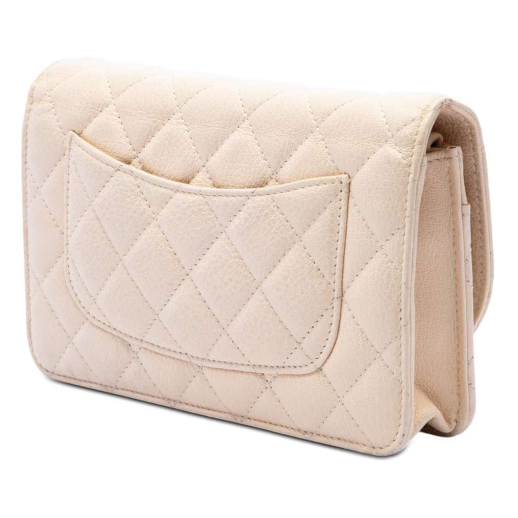 Chanel Round CC Quilted Calfskin Flip Lock Wallet On Chain Beige Leather Very good condition - Back View