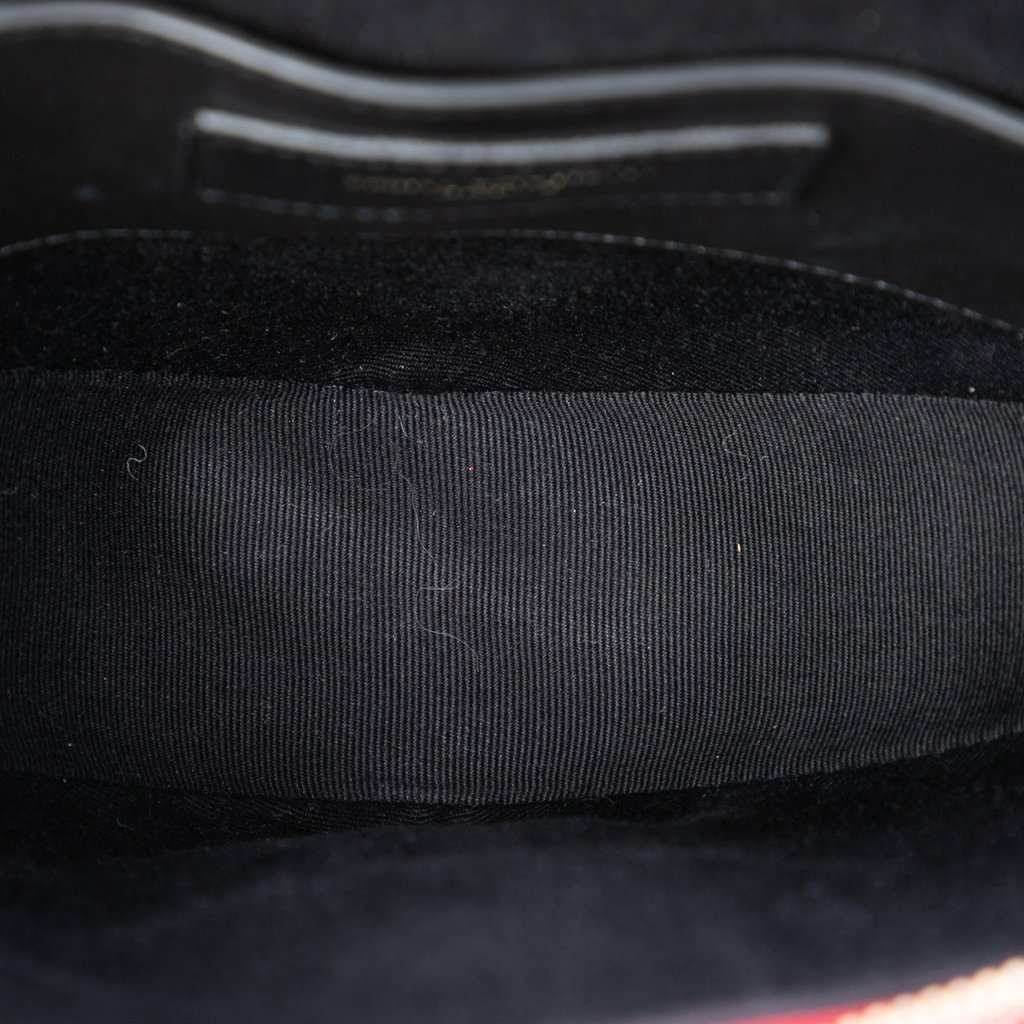 Saint Laurent Patent Sac Coeur Heart Shaped Clutch Red Leather Very good - Model View