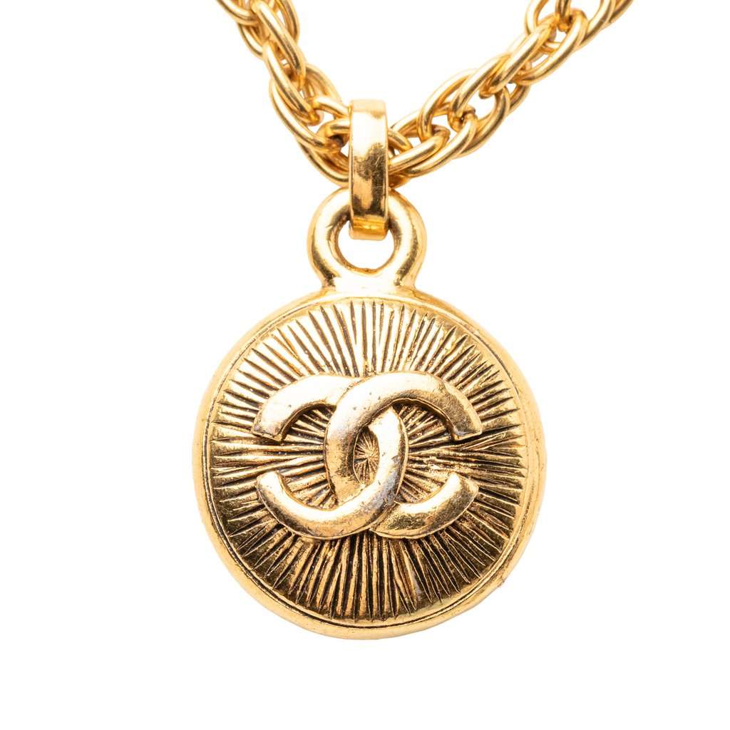 Chanel CC Gold Plated Sunburst Round Pendant Necklace Gold Metal Very good condition - Inside View
