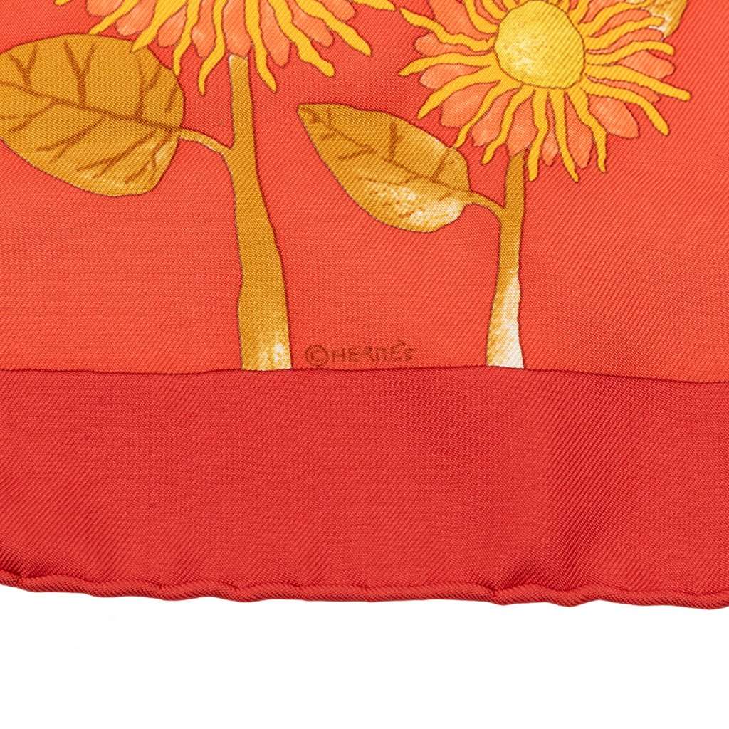 Hermès Tourne Sols Silk Handkerchief Orange Very good condition - Inside View