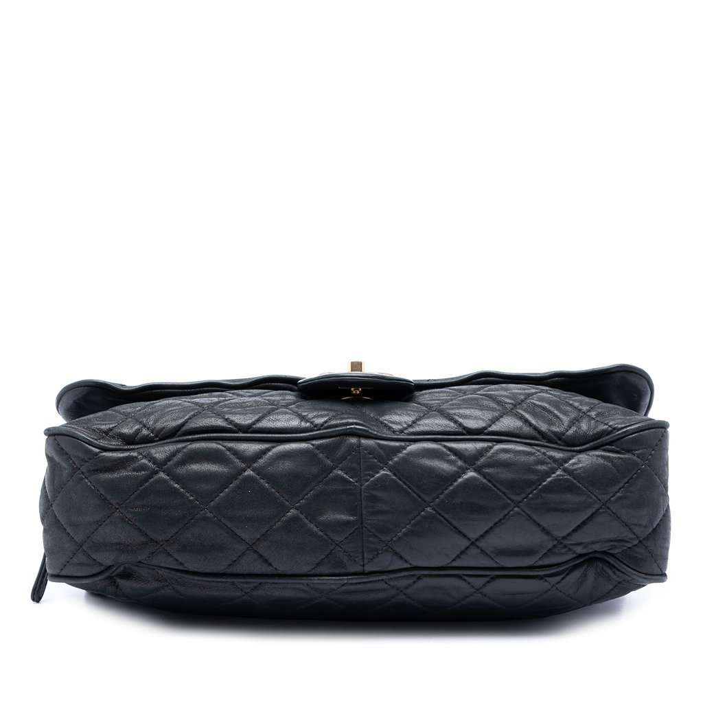Chanel Large Quilted Iridescent Calfskin Shiva Flap Black Leather Very good condition - Inside View